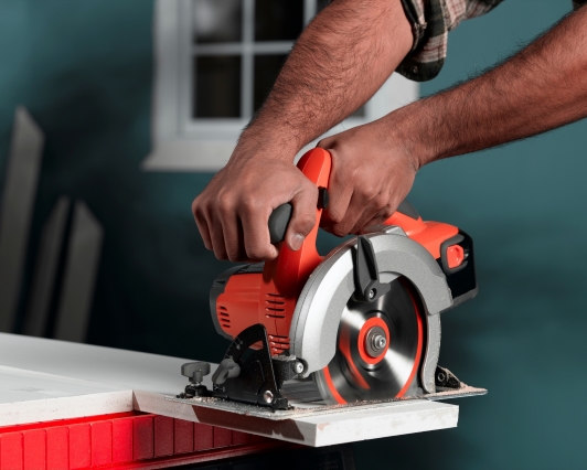 hand circular saw